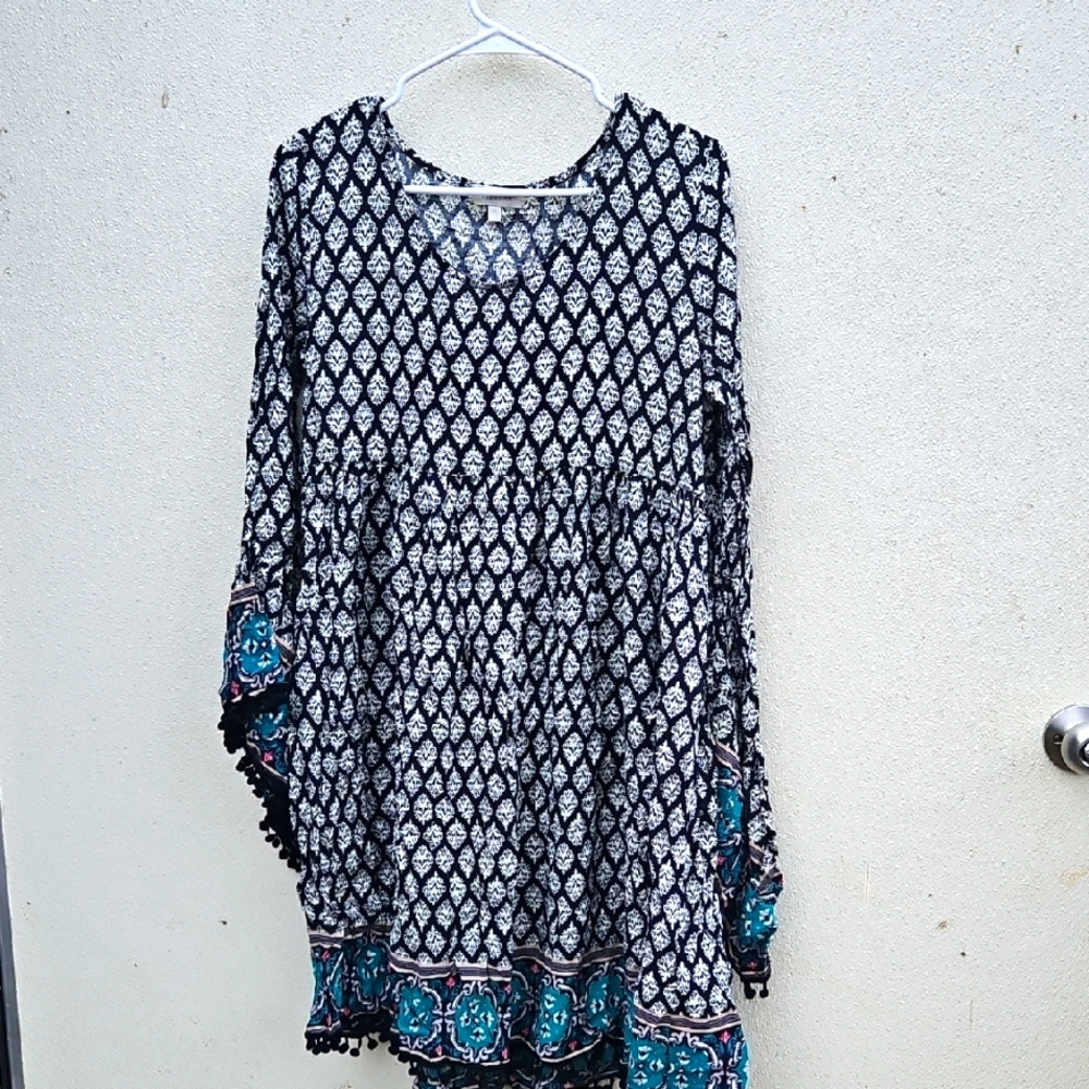 Velzera Black and Teal Patterned Tunic